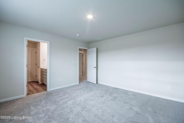 16909 Aiken Ridge Cir, Louisville, KY 40245