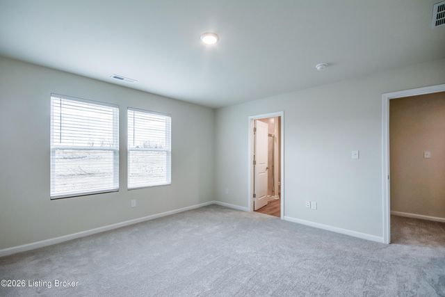 16909 Aiken Ridge Cir, Louisville, KY 40245