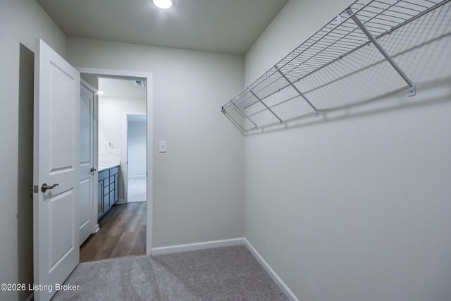 16909 Aiken Ridge Cir, Louisville, KY 40245