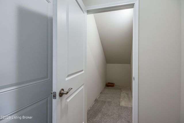 16909 Aiken Ridge Cir, Louisville, KY 40245