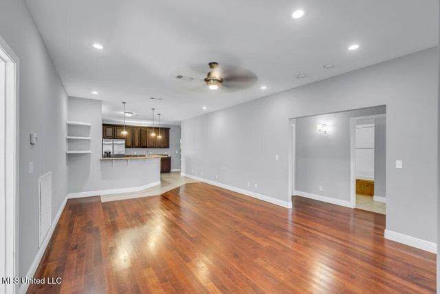 105 Poinsetta Loop, Pass Christian, MS 39571