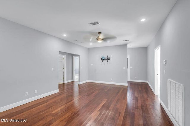 105 Poinsetta Loop, Pass Christian, MS 39571