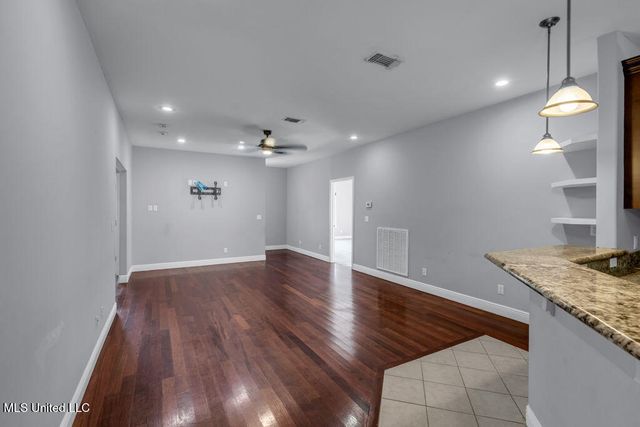 105 Poinsetta Loop, Pass Christian, MS 39571