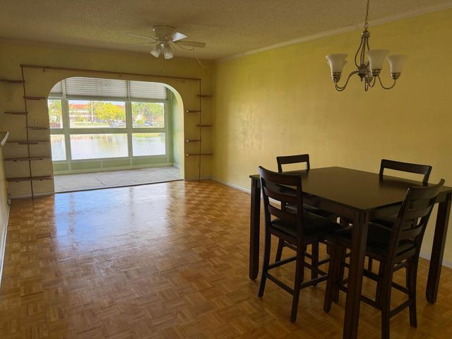 2950 Sunrise Lakes Drive W 305, Sunrise, FL 33322