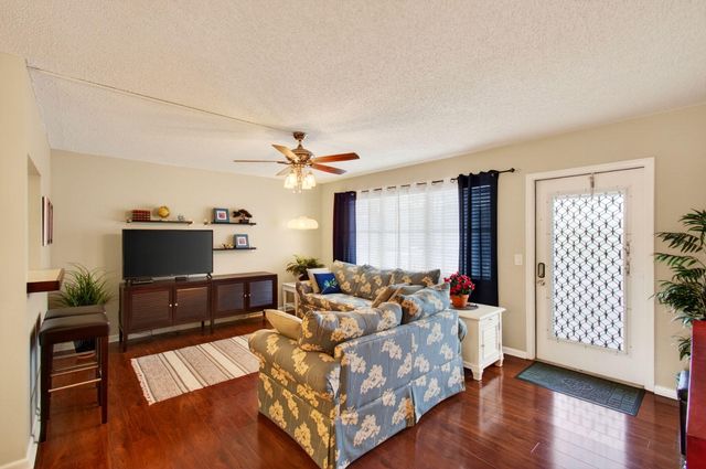 2073 Cambridge D, Deerfield Beach, FL 33442