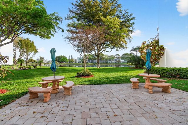 2073 Cambridge D, Deerfield Beach, FL 33442