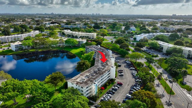 2073 Cambridge D, Deerfield Beach, FL 33442