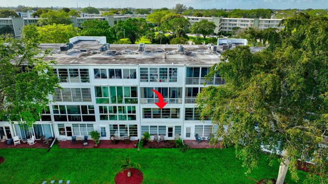 2073 Cambridge D, Deerfield Beach, FL 33442