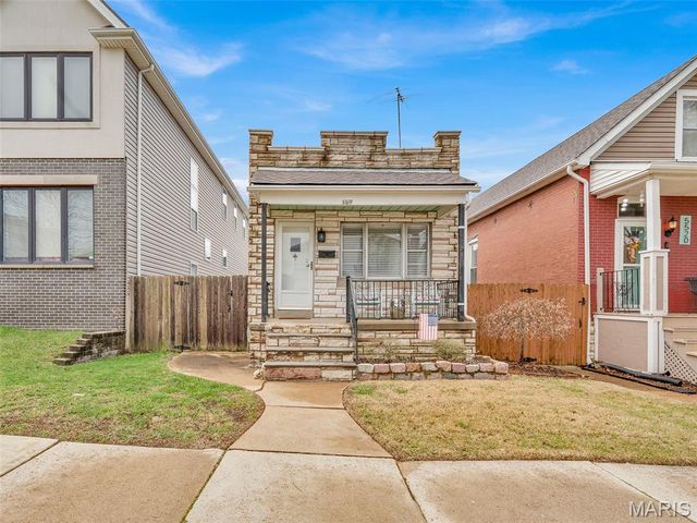 5516 Botanical Avenue, St Louis, MO 63110