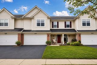2266 Pembridge Drive, Lake In The Hills, IL 60156