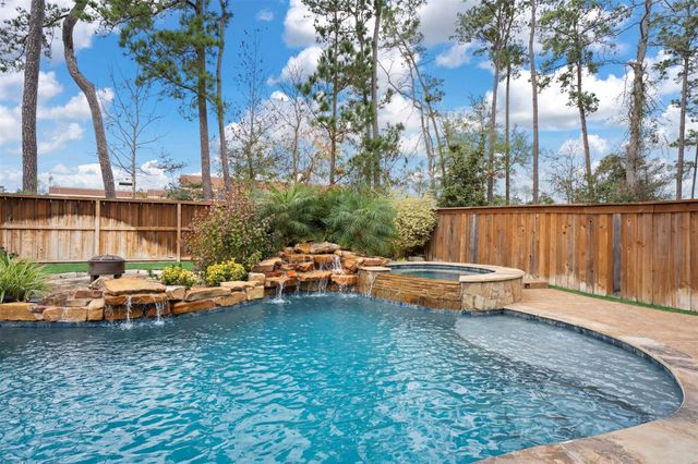 28210 Wooded Mist Drive, Spring, TX 77386