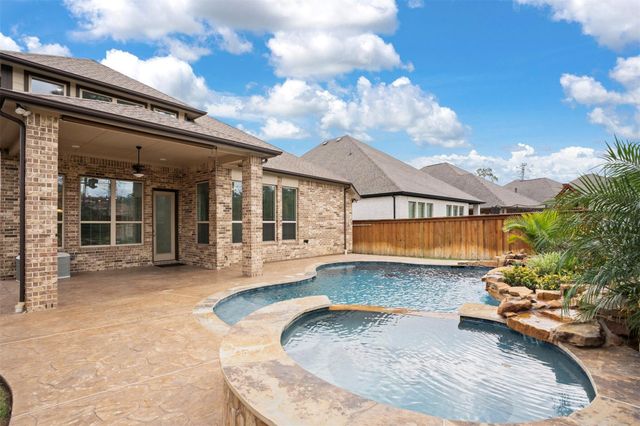 28210 Wooded Mist Drive, Spring, TX 77386