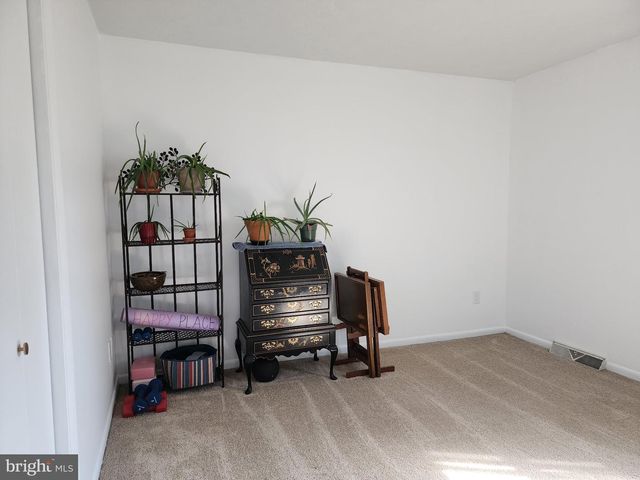 243 BRUNSWICK RD, Stephens City, VA 22655