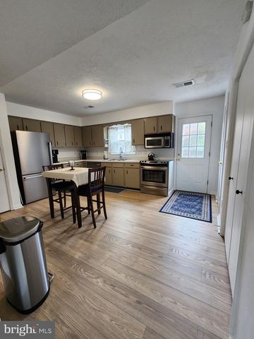 243 BRUNSWICK RD, Stephens City, VA 22655