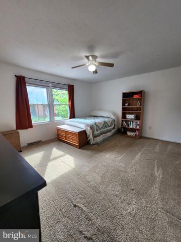 243 BRUNSWICK RD, Stephens City, VA 22655