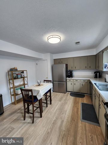 243 BRUNSWICK RD, Stephens City, VA 22655