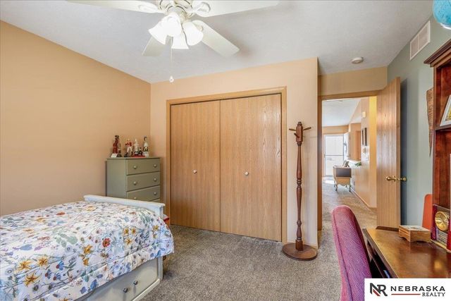 5605 N 26th Place, Lincoln, NE 68521