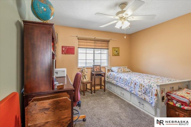 5605 N 26th Place, Lincoln, NE 68521