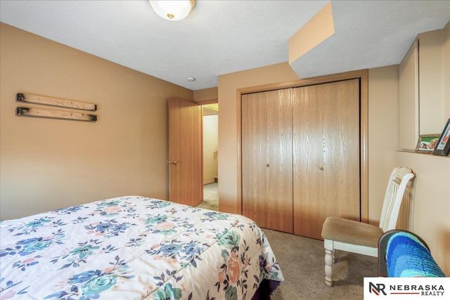 5605 N 26th Place, Lincoln, NE 68521