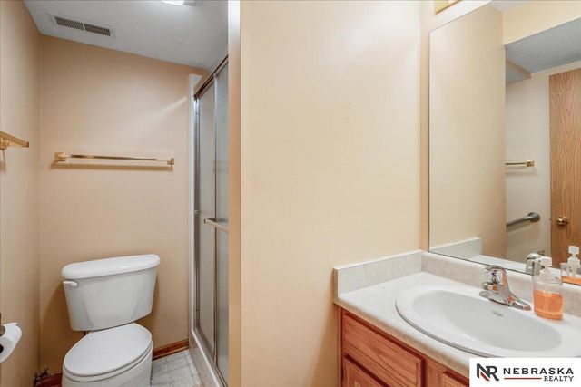 5605 N 26th Place, Lincoln, NE 68521