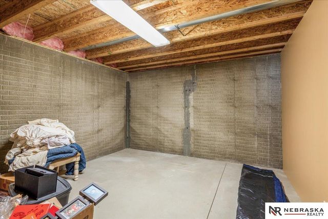 5605 N 26th Place, Lincoln, NE 68521