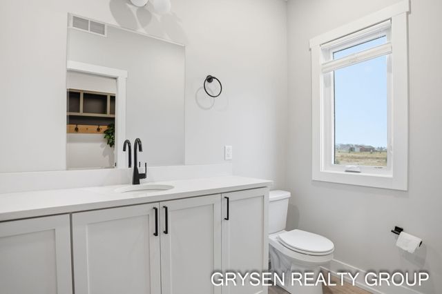 12643 Ridgedale Drive, Allendale, MI 49401