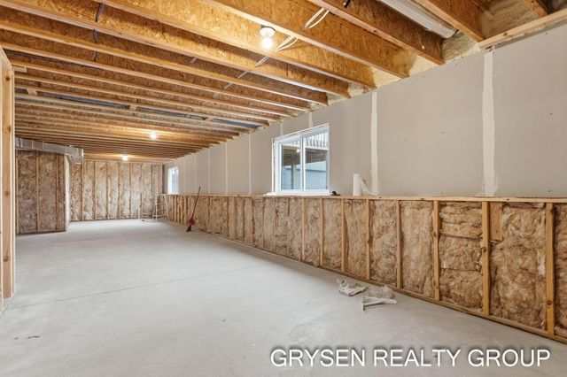 12643 Ridgedale Drive, Allendale, MI 49401