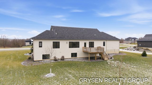 12643 Ridgedale Drive, Allendale, MI 49401