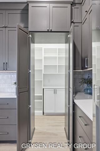 12643 Ridgedale Drive, Allendale, MI 49401