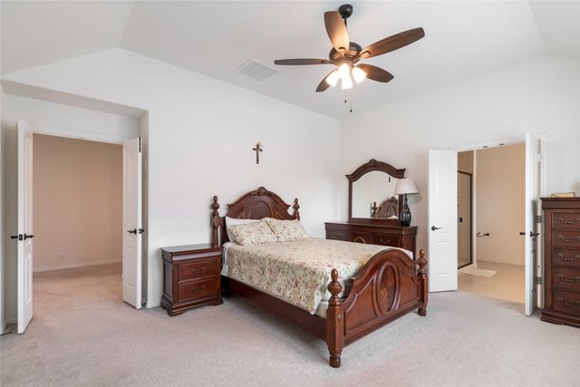 1013 Timber Ridge Drive, Justin, TX 76247