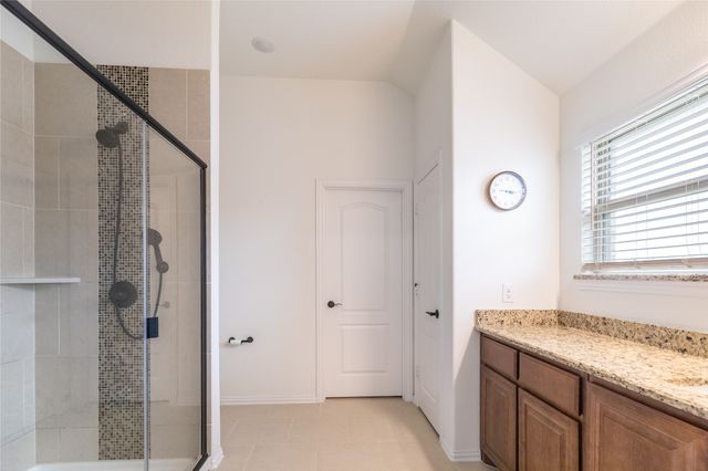1013 Timber Ridge Drive, Justin, TX 76247