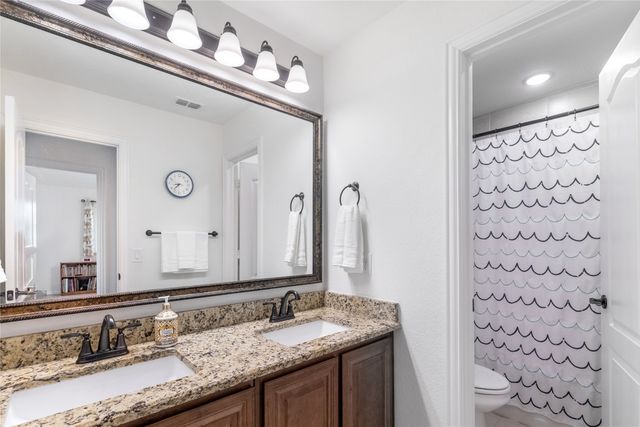 1013 Timber Ridge Drive, Justin, TX 76247