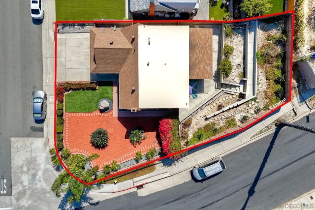 3191 Manos Dr, San Diego, CA 92139