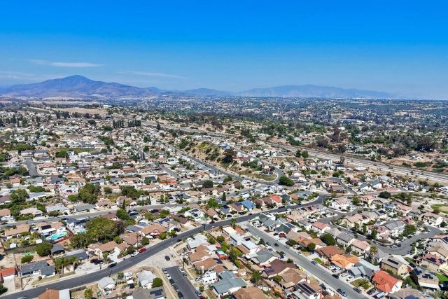 3191 Manos Dr, San Diego, CA 92139