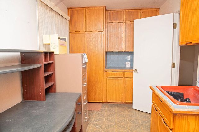 1407 Mustang Drive, Denver City, TX 79323