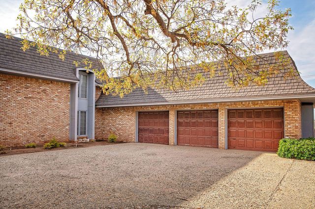 1407 Mustang Drive, Denver City, TX 79323