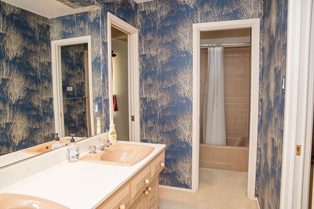 1407 Mustang Drive, Denver City, TX 79323