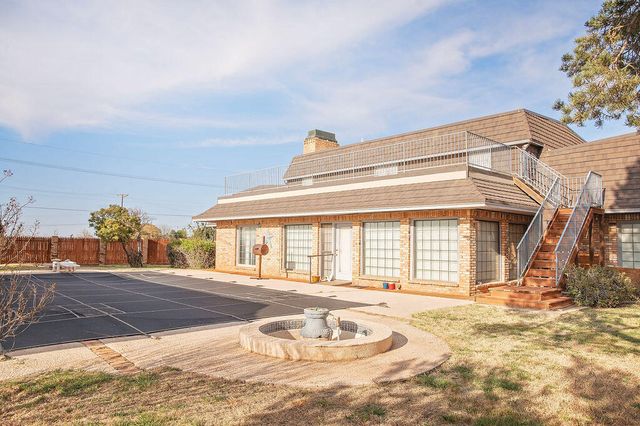 1407 Mustang Drive, Denver City, TX 79323