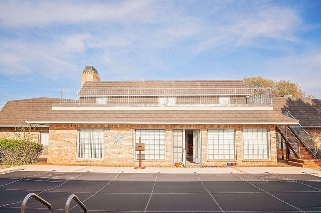 1407 Mustang Drive, Denver City, TX 79323