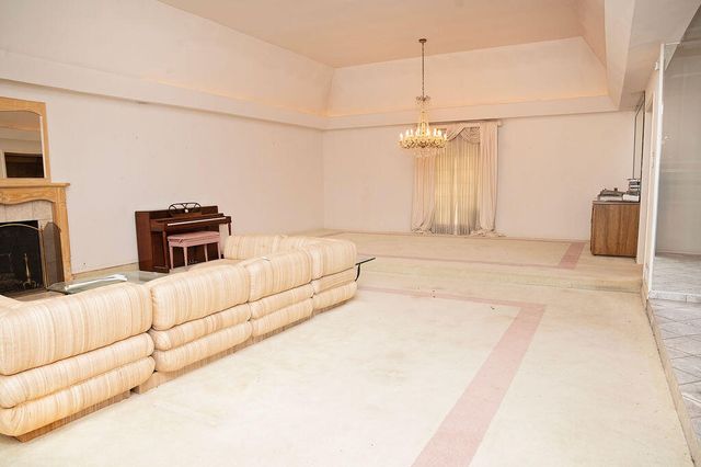 1407 Mustang Drive, Denver City, TX 79323