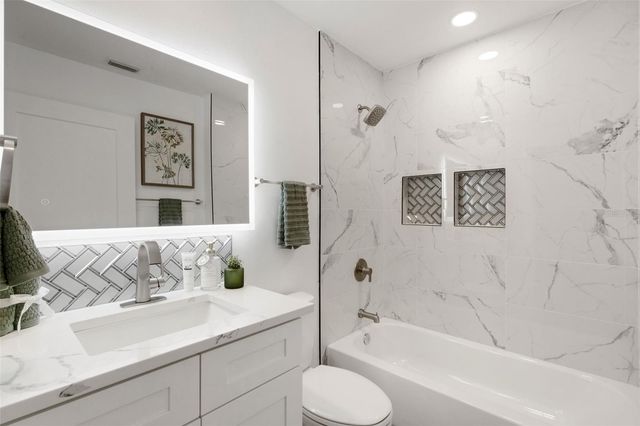 606 MARCUS STREET 26, Venice, FL 34285