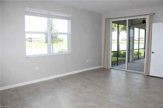 5661 Melbourne CT 8012, Ave Maria, FL 34142