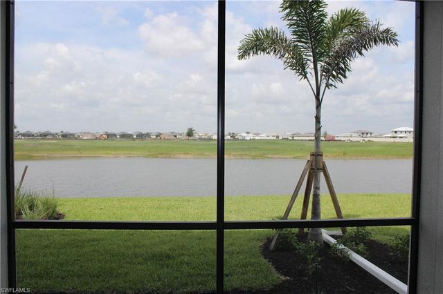 5661 Melbourne CT 8012, Ave Maria, FL 34142