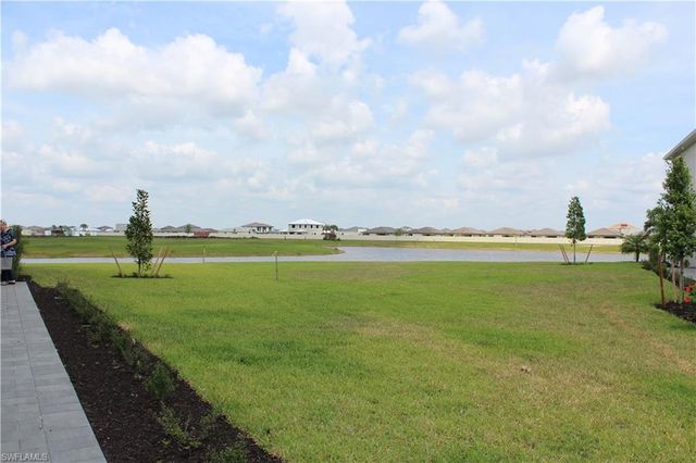 5661 Melbourne CT 8012, Ave Maria, FL 34142