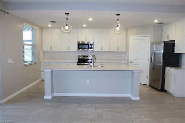 5661 Melbourne CT 8012, Ave Maria, FL 34142