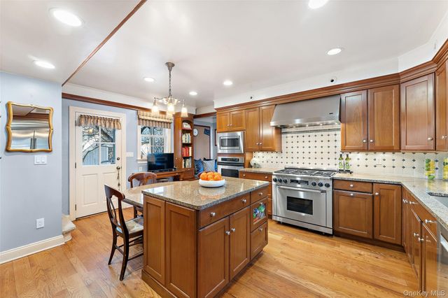 11 Rectory Lane, Scarsdale, NY 10583