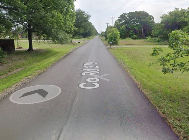1726 County Road 279, Post Oak Bend, TX 75142