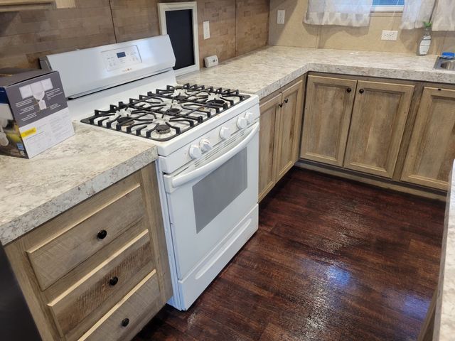 1054 County Road 4455, Trenton, TX 75490