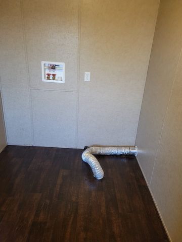 1054 County Road 4455, Trenton, TX 75490