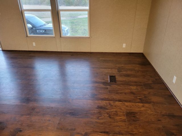 1054 County Road 4455, Trenton, TX 75490